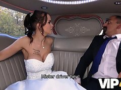 Kuřba, Nevesta, Brunetka, Cuckold, Honění, Hd, Pička, Tetovanie