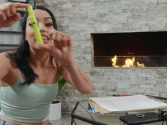 Американки, Семяизвержение, Собачьи, Дрочка ногами, Большие дырки, Латиноамериканки, От первого лица, Порка