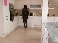 Sucer une bite, Fétiche des pieds, Branlette thaïlandaise, Talons, Embrassement, Seins naturels, Suçant, Tatouage