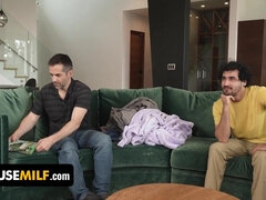 Lækker, Hundestilling, Slikning, Naturlige bryster, Fisse, Tabu, Trekant, Bryster