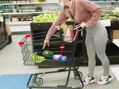 Big ass girl drops yoga pants for BBC banging in a store
