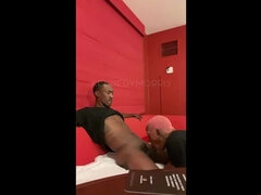 Πούτσος, Μαύρος, Μουνί, Ρουφώντας, Στενό