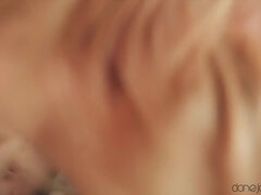 Cunnilingus, Chica, Loco, Penetracion con dedos, Besar, Lamidas, Pequeña, Mojado