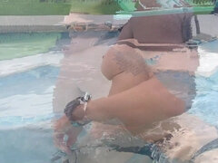 Enthousiasteling, Bruinharig, Gevangen, Handbeurt, Masturbatie, Biljart, Openbaar, Onderwater