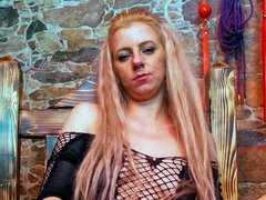 Amaterji, Velika rit, Blondinka, Prstni, Samozadovoljevanje, Milf, Dokolenke, Joške