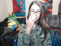 Gesztenyebarna, Egyedül, Begyek, Web kamera