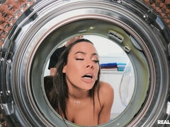 MILF Luna Star gets her pussy drilled doggystyle