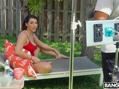 Nana, Derrière les coulisses, Gros seins, Brunette brune, Plantureuse, Fille latino, De plein air, Actrice du porno