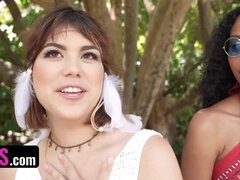 Isot tissit, Musta, Rintava, Pulska, Tumma, Käsihoito, Pillu, Tissit