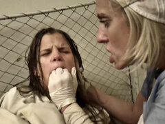 Bdsm, Blondin, Doktor, Grupp, Hardcore, Milf, Sjuksköterska, Trekant