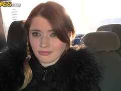 Teen amateur girls sex in the car