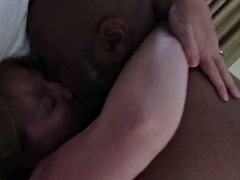 Amaterji, Velik kurac, Črnke, Temnopolti, Hardcore, Medrasni seks, Poljubljanje, Žena