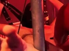 Bionda, Cfnm, Dominazione femminile, Lattice, Dominatrice, Schiavo, Fumando   smoking, Dildo indossabile