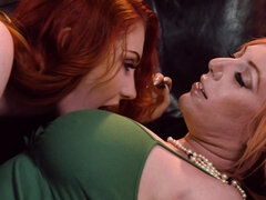 Grote mammen, Vingeren, Hd, Lesbisch, Moeder die ik wil neuken, Natuurlijke tieten, Roodharige vrouw