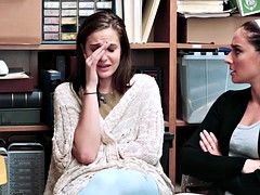 Полиция, Молоденькие