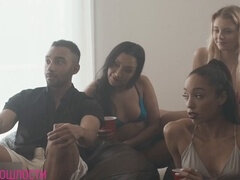 극도의, 그룹, 흥청망청 놀기