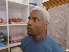 Musta, Suihinotto, Syväkurkku, Fetissi, Lävistys, Todellisuus, Piiskaava, Tatuointi