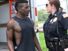 Blonde, Sucer une bite, Brunette brune, Hard, Interracial, Mère que j'aimerais baiser, Réalité, Uniforme