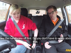 Amatør, Kukk suging, Bil, Bakfra, Utendørs, Fitte, Squirting, Student