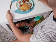 18, Svart, Kukk suging, Brunette, Påkledd, Mørk, Tenåring