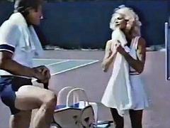 Beroemdheid, Moeder die ik wil neuken, Politie