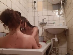 Culo grosso, Brunetta, Coppia, Toccando, Lesbica, Realtà, Russa, Tette