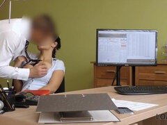 Stora tuttar, Avsugning, Brunett, Bystig, Tjeckisk, Europeisk, Milf, Pengar