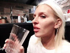 Blond, Kukk suging, Nærbilde, Bløtkake, Hjemmelaget, Naturlige bryster, Orgasme, Suging