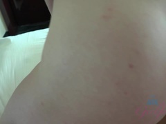 In den arsch, Blondine, Fingern, Freundin, Orgasmus, Zierlich, Muschi, Dürr