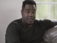 Américain, Derrière les coulisses, Grosse bite, Gros seins, Blonde, Brunette brune, Plantureuse, Rousse roux