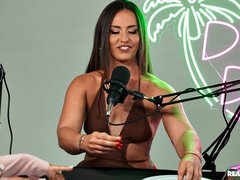 Blond, Bruinharig, Gezin, Likken, Rijpe lesbienne, Gezichtspunt, Kut duiken, Alleen