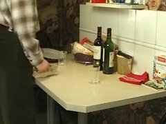 18 ans, Sucer une bite, Classique, Tir de sperme, Français, Hard, Adolescente, Rétro ancien