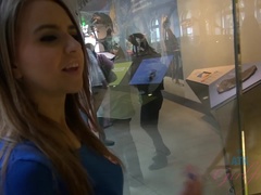 Amatőr, Gesztenyebarna, Nagylány, Filigrán alkatú, Nuni, Begyek