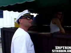 Bikini, Blondína, 2 ženy 1 muž, Vonku, Vychudnutá, Vysoké