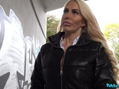 Жопа, Блондинки, Член, Джинсы, На природе, От первого лица, На публике, Киски