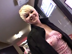 Store bryster, Blondine, Pik sutte, Buttet, Sædskud, Hårdt, Pornostjerner, Teenager