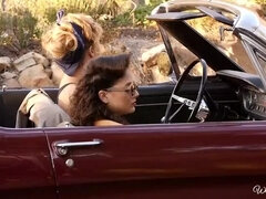 Blondin, Stövlar, Hd, Lesbisk, Naturliga tuttar, Offentlig, Fitta, Tonåring