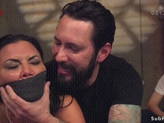 Anal, Bondage domination sadisme masochisme, Brunette brune, Double pénétration, Fétiche, Époux mari, Mère que j'aimerais baiser, Épouse