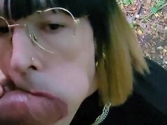 Duża łechtaczka, Wytrysk do ust, Europejski, Twarzowy, Obcasy, Na wolnym powietrzu, Publiczny, Shemale