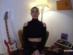 Grote mammen, Bruinharig, Kwartet, Vriendin, Groep, Orgasme, Slet, Speelgoed