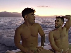 Anál, Pláž, Kuřba, Gay, Honění, Orgie, Vonku, Párty