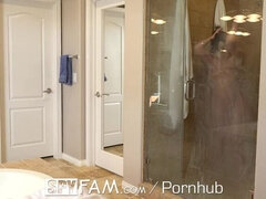 Grande cazzo, Pompino, Brunetta, Hardcore, Hd, Mamma, Doccia, Tette