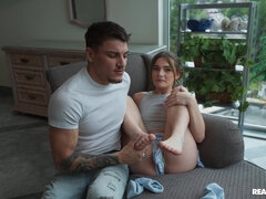 Amatéři, Brunetka, Fetiš, Přítelkyně, Výprask, Piercing, Seřezání, Kozičky