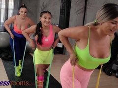 Nana, Gros seins, Italienne, Fille latino, Lesbienne, Seins naturels, Réalité, Nénés