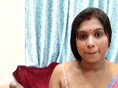 Enthousiasteling, Grote kont, Grote mammen, Pijpbeurt, Hardcore, Huisgemaakt, Indisch, Moeder die ik wil neuken