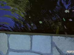 Anale, Culo, Brunetta, Da dietro, Tacchi, Punto di vista pov, Gonna, Tanga