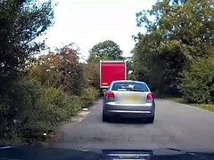 Tussi, Grosser arsch, Blondine, Blasen, Spermaladung, Im freien