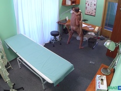 Avsugning, Doktor, Doggystyle, Slick, Sjuksköterska, Fitta, Uniform, Voyeur