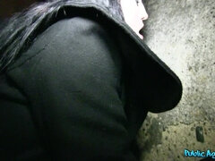 Amatør, Brunette, Europeisk, Runke, Penger, Utendørs, Synsvinkel, Offentlig