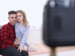 18, ブロンド, イく瞬間, 顔射, 開帳, ナイロン, 剃毛, オッパイの